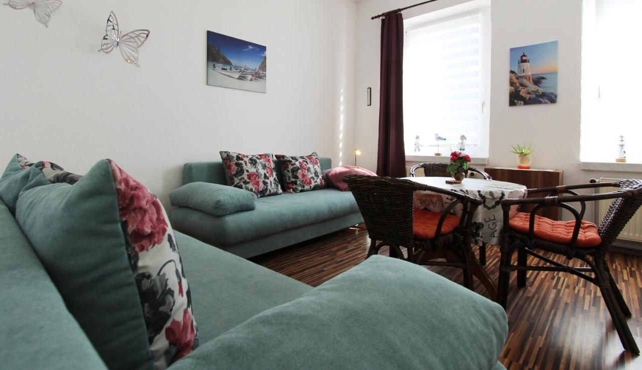 Ferienwohnung Familienwohnung Kröpelin Exterior foto