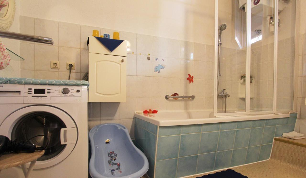 Ferienwohnung Familienwohnung Kröpelin Exterior foto